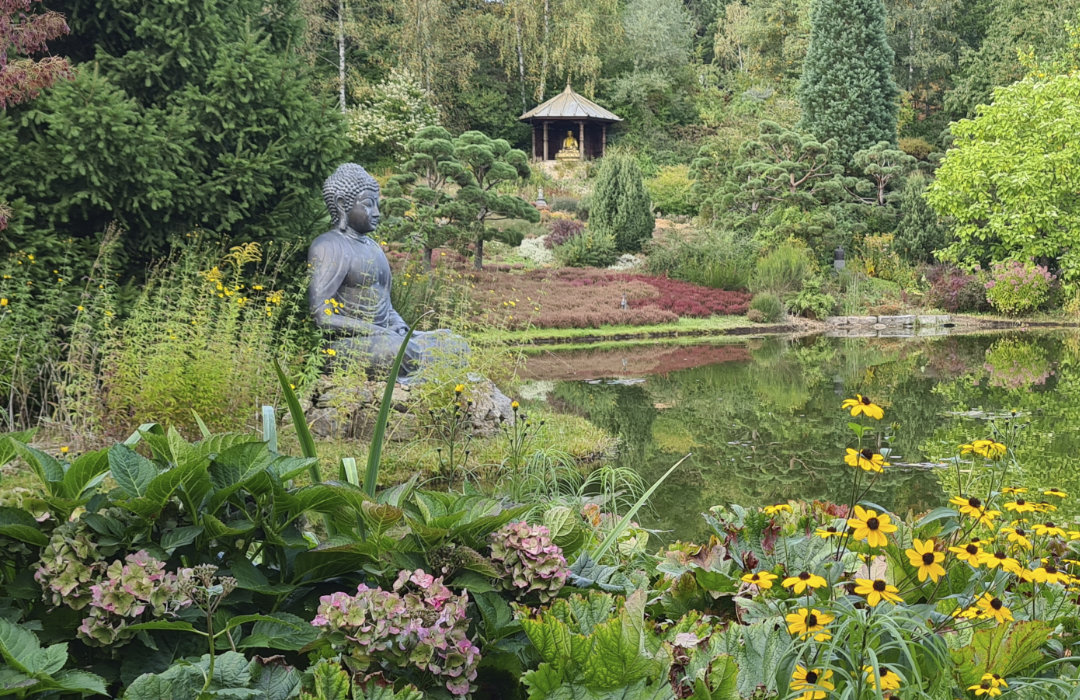 Nepal Himalaya Pavilon Park von Heribert Wirth, Wiesent, Bayern, Germany