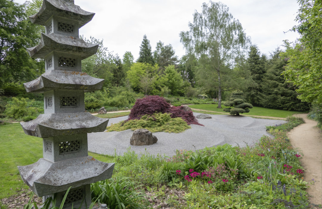 Nepal Himalaya Pavilon Park von Heribert Wirth, Wiesent, Bayern, Germany